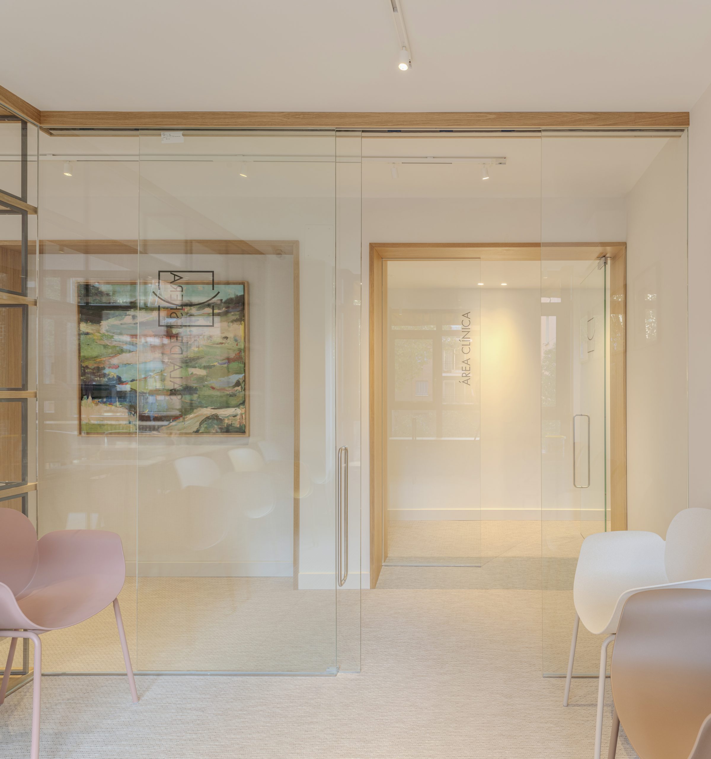 Romina Barbieri - Clinica Dental Adelaida Parra_Torrelodones_Romina Barbieri_reforma y ampliacion_ (7)