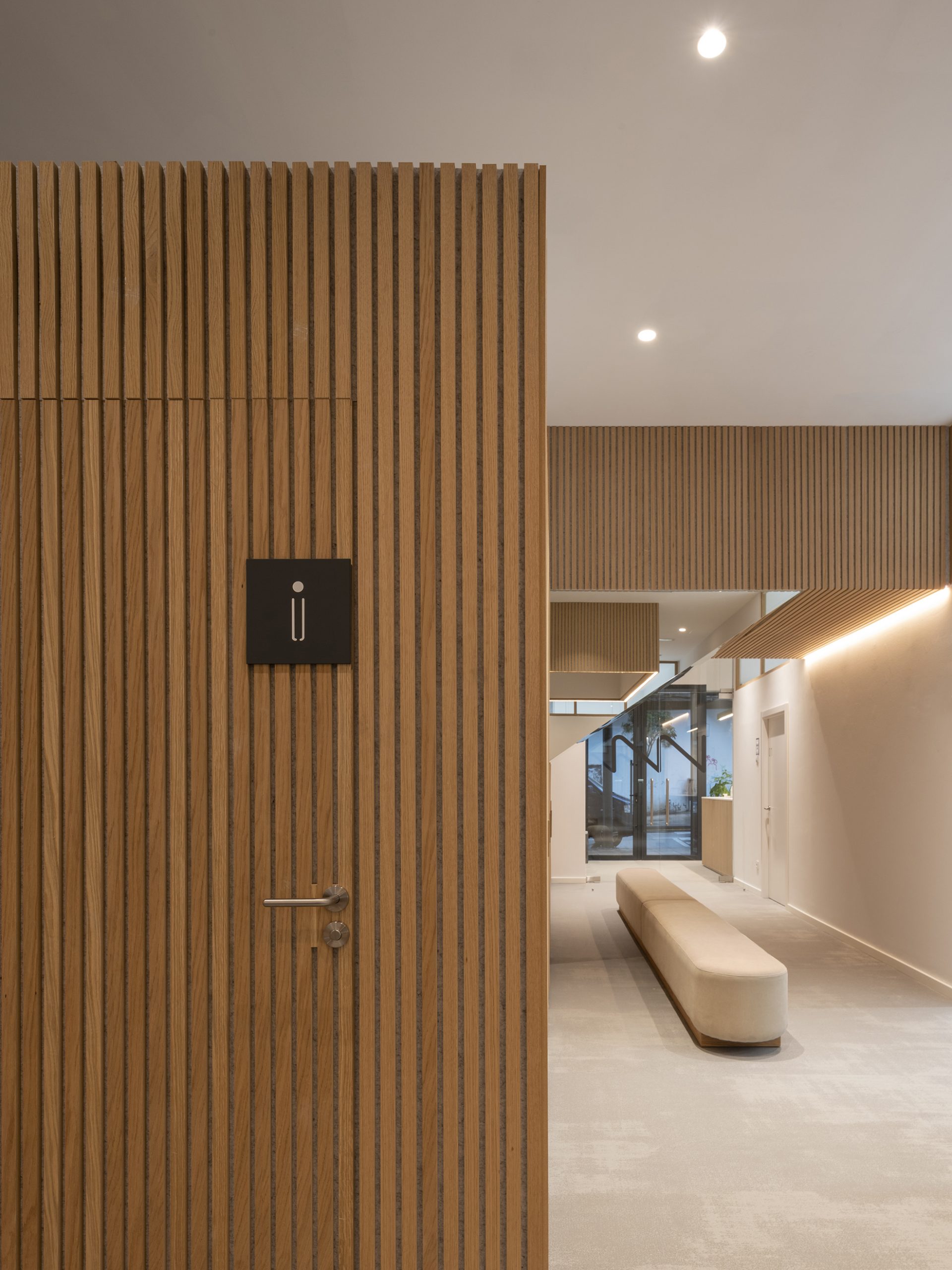 Romina Barbieri - Policlinico Marin_Galicia_Romina Barbieri_Reforma clinica dental (10)